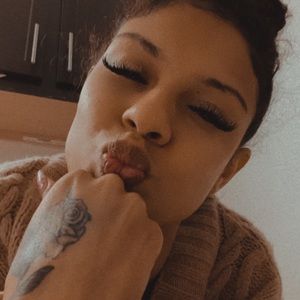 Meet your Posher, Ciara chanel